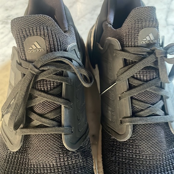 Adidas Ultra Boost Men’s 11.5 - Picture 8 of 8